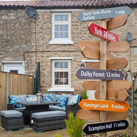 Finest Retreats - Bumblebee *