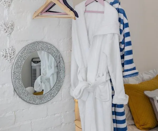 Hotel Finest Retreats - Bumblebee Pickering