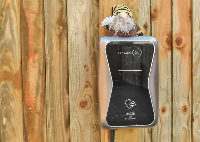 Finest Retreats - Bumblebee Hotel